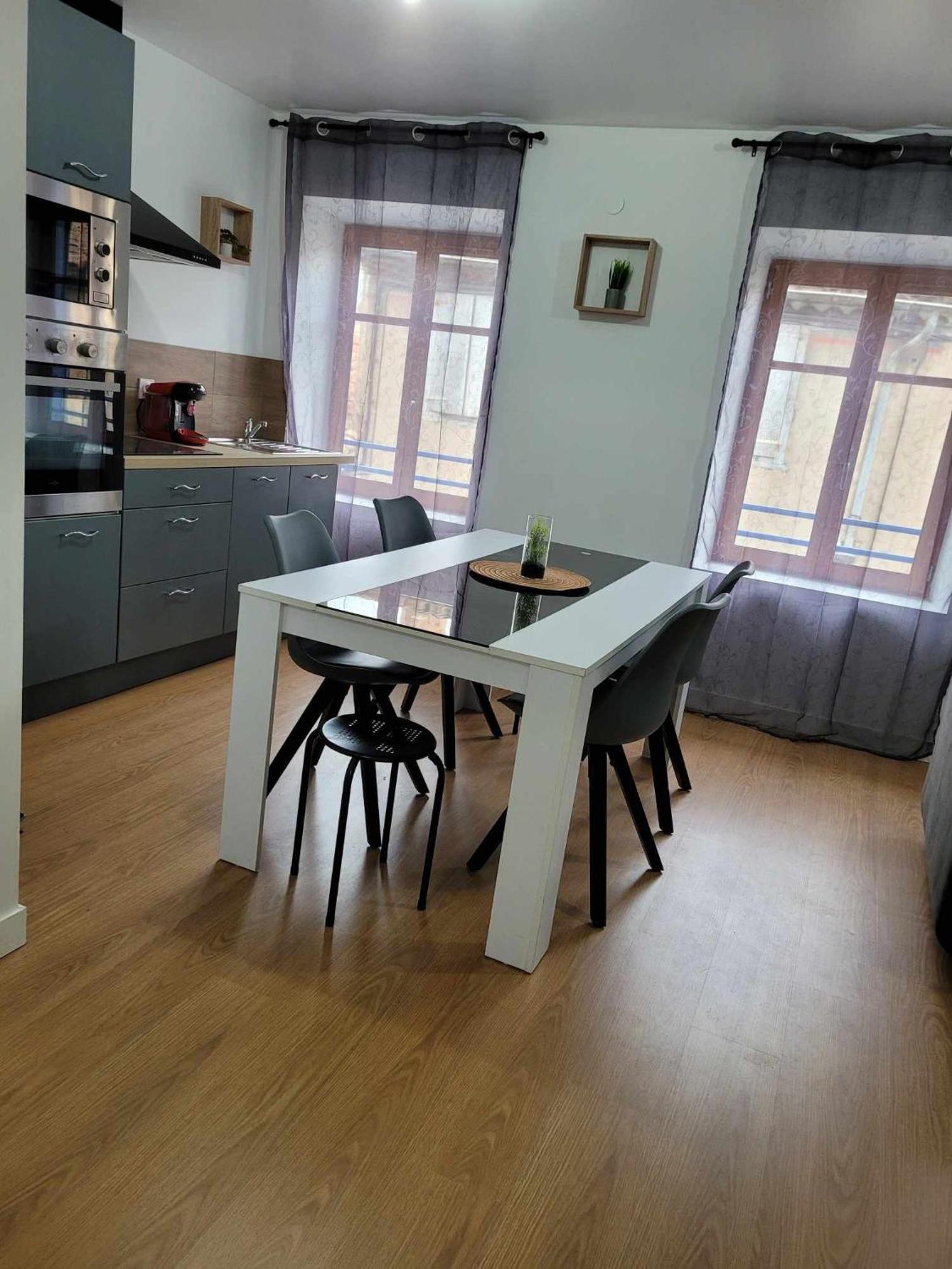 Charmant T3 Avec Terrasse Каркассонн Екстер'єр фото